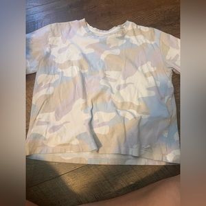 this is a cropped t shirt from hollister size medium!